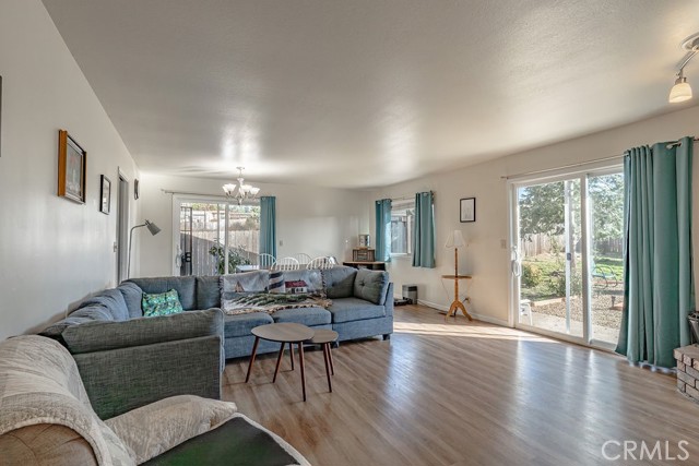 Detail Gallery Image 2 of 31 For 6446 Ponderosa Way, Magalia,  CA 95954 - 2 Beds | 2 Baths