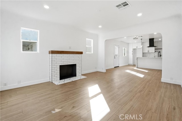 Detail Gallery Image 5 of 41 For 6315 Madden, Los Angeles,  CA 90043 - – Beds | – Baths