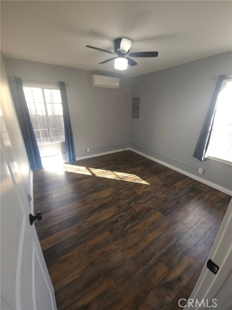 Detail Gallery Image 20 of 28 For 636 W 107th, Los Angeles,  CA 90044 - 3 Beds | 2 Baths