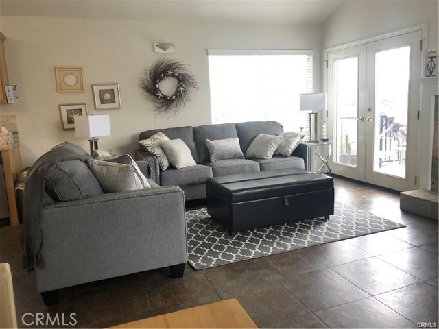 Detail Gallery Image 8 of 26 For 238 Unit a Avenida Montalvo a,  San Clemente,  CA 92672 - 3 Beds | 3/1 Baths