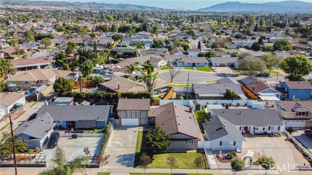 Detail Gallery Image 41 of 43 For 4662 Santa Fe, Yorba Linda,  CA 92886 - 4 Beds | 2/1 Baths