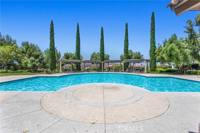 16873 Valley Spring Drive, Riverside CA: https://media.crmls.org/medias/b2468514-93a6-4fc7-af9c-d76c64bdac8e.jpg