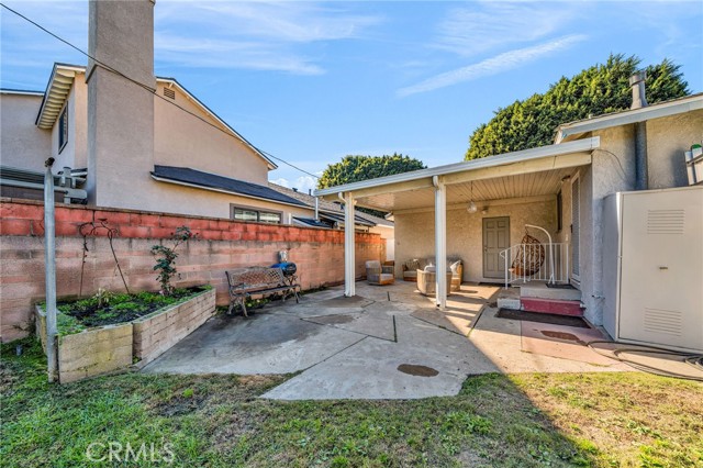 5514 Bellflower Blvd, Lakewood CA: https://media.crmls.org/medias/b2480085-9ea5-415a-92b9-4c33cdd2a930.jpg