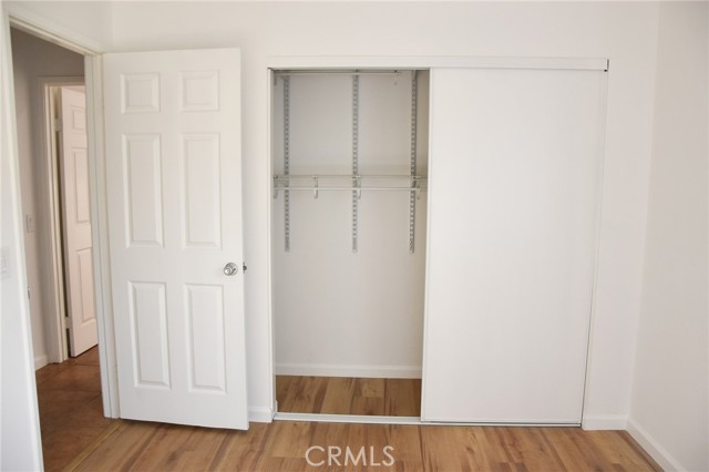 3340 E Collins Avenue, Orange CA: https://media.crmls.org/medias/b2493be0-2ff8-4dec-aa53-06f954138470.jpg