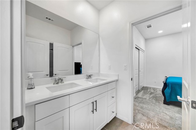 1458 E Laurelwood Drive, San Bernardino CA: https://media.crmls.org/medias/b24a231e-dcd3-44b9-8bd6-085bc53e769b.jpg