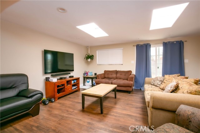 Detail Gallery Image 8 of 21 For 43743 Fern Ave, Lancaster,  CA 93534 - 3 Beds | 2 Baths