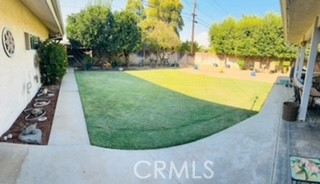 https://media.crmls.org/medias/b24a53e1-dd40-41a6-b58d-350949da2cd0.jpg?preset=X-Large