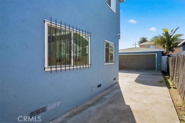 Detail Gallery Image 8 of 44 For 224 W 107th, Los Angeles,  CA 90003 - – Beds | – Baths