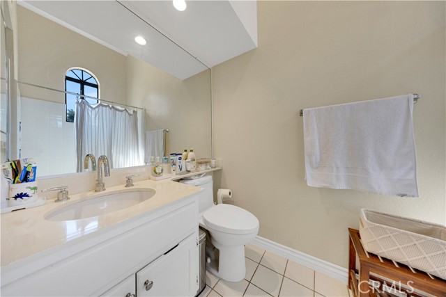 22915 Colombard Lane, Diamond Bar CA: https://media.crmls.org/medias/b24ba529-b432-4e98-a57e-220efae5c065.jpg