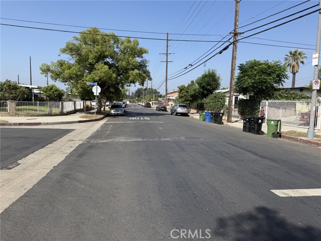 13778 Desmond Street, Pacoima CA: https://media.crmls.org/medias/b24bc322-72c3-4ec8-8a57-5138fa0b10dd.jpg
