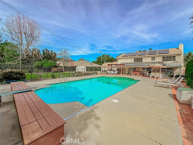 17512 Superior Street photo 74