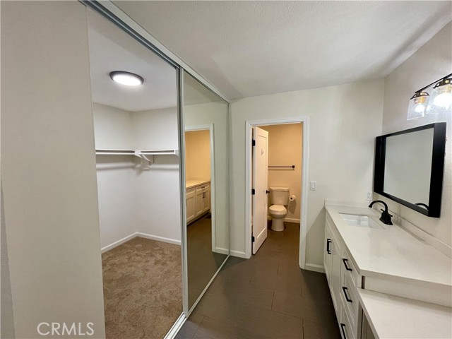 6656 Reservoir Lane, San Diego CA: https://media.crmls.org/medias/b24ce3c3-af9d-40a2-9c53-e177632cd2f1.jpg