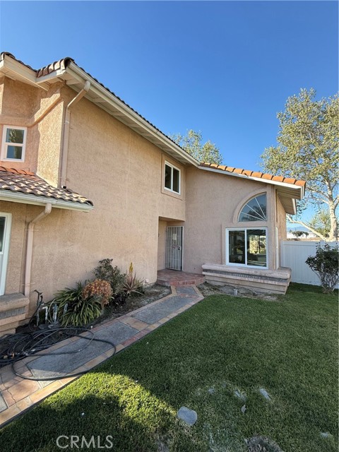 Detail Gallery Image 4 of 41 For 172 E Manchester, San Bernardino,  CA 92408 - 6 Beds | 3 Baths