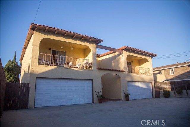 2103 Robinson Street, Redondo Beach, California 90278, ,Residential Income,Sold,Robinson,SB17023353