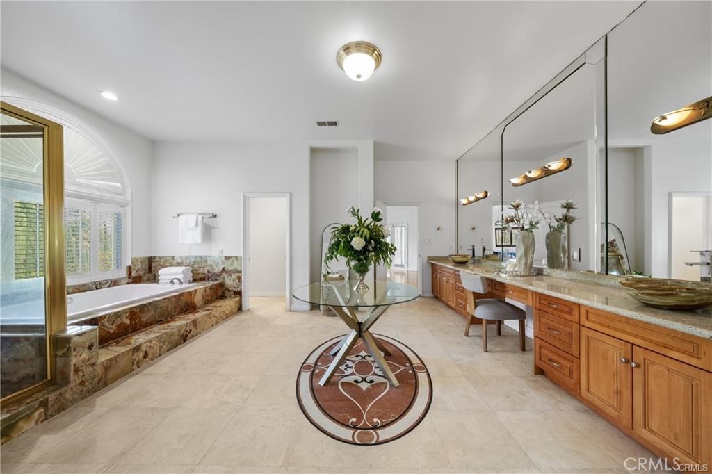 MLS #WS26169393 image #39
