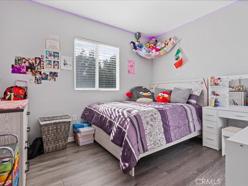 https://media.crmls.org/medias/b24dad16-d033-4737-aa49-bd45f354d856.jpg?preset=X-Large