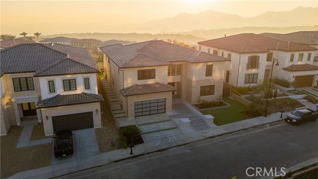 Detail Gallery Image 4 of 56 For 11810 W Tudor Ct, Porter Ranch,  CA 91326 - 5 Beds | 5/1 Baths