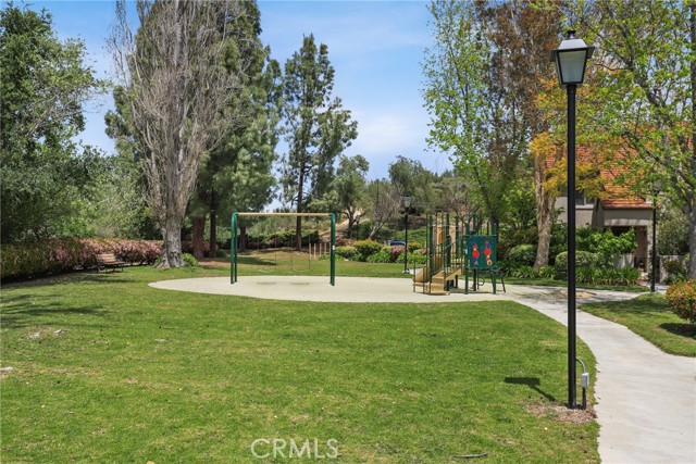 Detail Gallery Image 29 of 33 For 655 via Colinas, Thousand Oaks,  CA 91362 - 2 Beds | 2 Baths