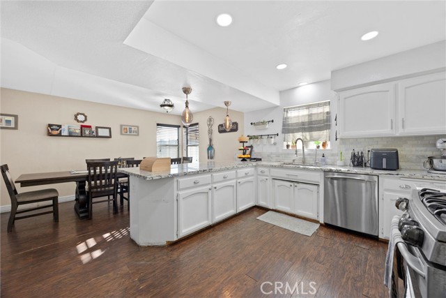 Detail Gallery Image 20 of 43 For 7605 Carson Hill Ct, Bakersfield,  CA 93313 - 4 Beds | 2/1 Baths