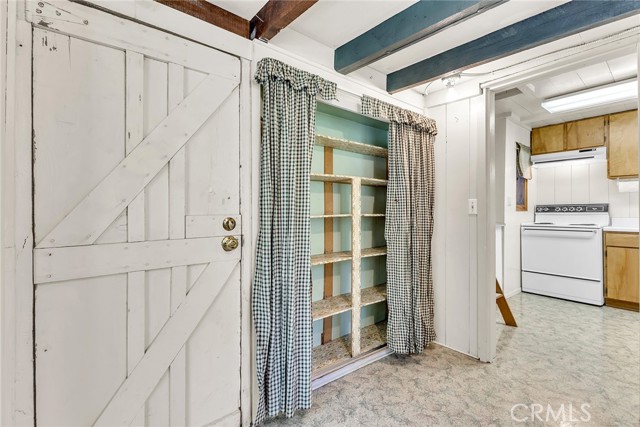 25405 Point Of Rocks Drive, Idyllwild CA: https://media.crmls.org/medias/b2508f8a-7012-4c6d-ad6f-f82f8101bcf3.jpg