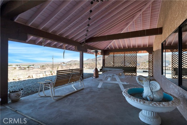 Detail Gallery Image 5 of 75 For 1388 N Jemez Trl, Landers,  CA 92285 - 3 Beds | 3 Baths