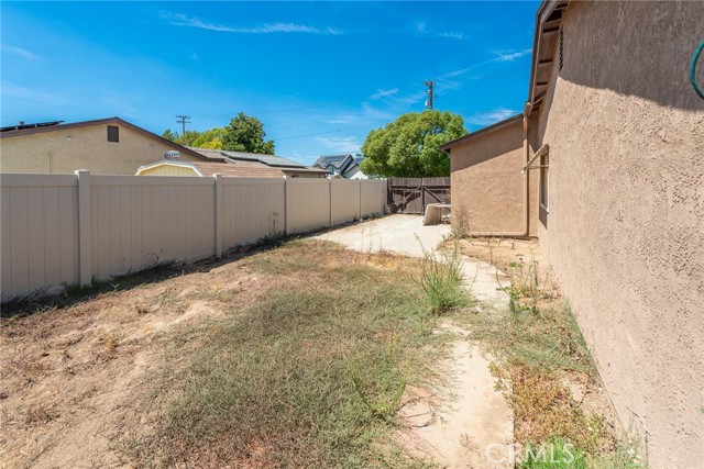 Detail Gallery Image 20 of 23 For 22263 Van Buren St, Grand Terrace,  CA 92313 - 3 Beds | 2 Baths