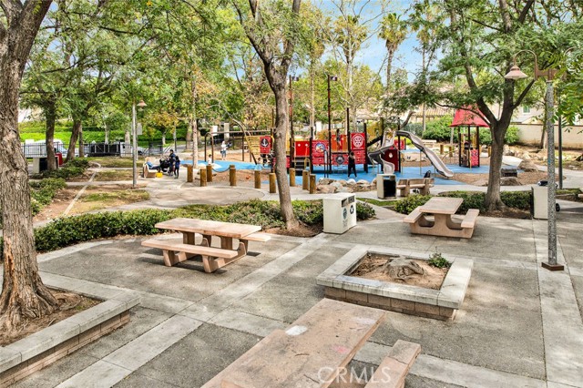 2346 Tryall, Tustin CA: https://media.crmls.org/medias/b251377d-6efc-4c8c-b21e-ccc7c3191a2a.jpg