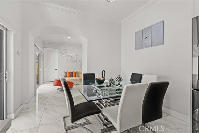 Detail Gallery Image 29 of 69 For 6920 Valmont #5,  Tujunga,  CA 91042 - 4 Beds | 3 Baths