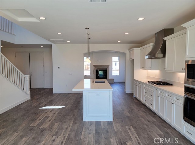 Detail Gallery Image 11 of 37 For 706 Manor Ln, Paso Robles,  CA 93446 - 6 Beds | 3 Baths