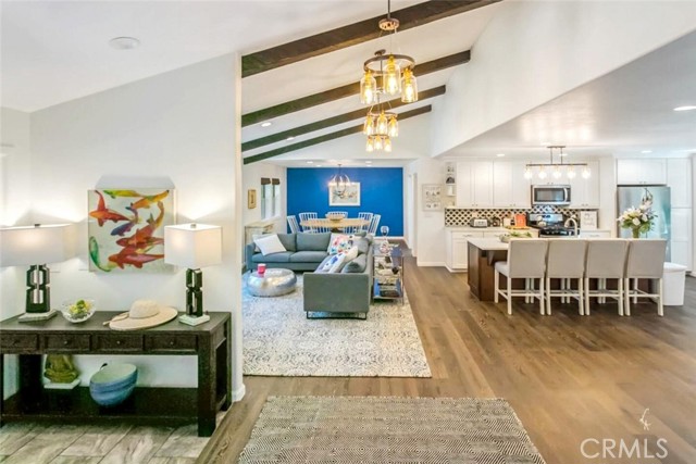 2605 Fryers Way, Mount Shasta CA: https://media.crmls.org/medias/b25276b8-12e3-4286-ad65-6671782c5e5e.jpg