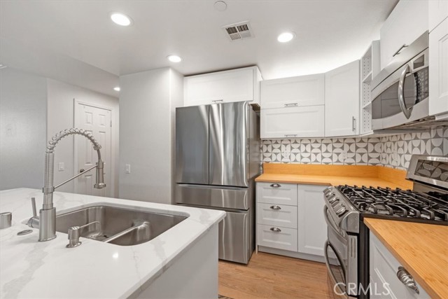 Detail Gallery Image 8 of 28 For 954 Tarragon Ln, San Luis Obispo,  CA 93401 - 2 Beds | 2 Baths