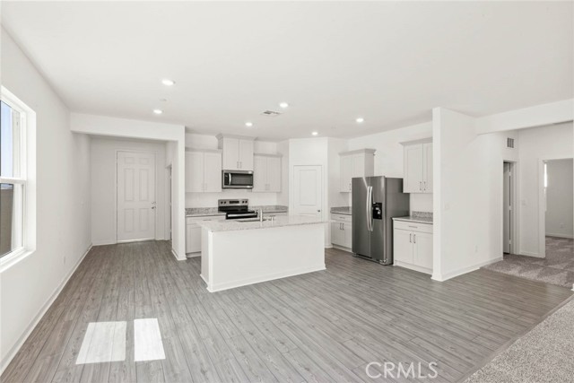 Detail Gallery Image 3 of 17 For 42490 Isla Ct, Indio,  CA 92220 - 4 Beds | 2 Baths