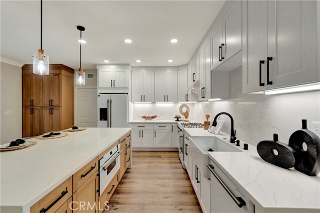 311 22nd Street, Huntington Beach CA: https://media.crmls.org/medias/b254e518-7057-4979-8667-0b768bfbba19.jpg