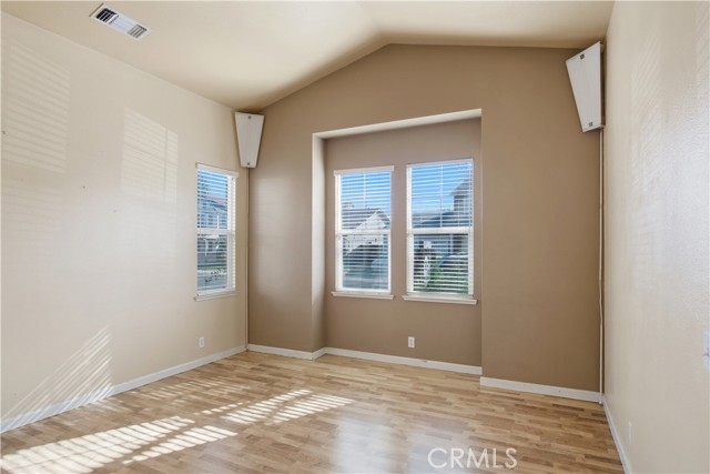 Detail Gallery Image 7 of 40 For 2213 Lionudakis Ct, Modesto,  CA 95355 - 3 Beds | 2/1 Baths