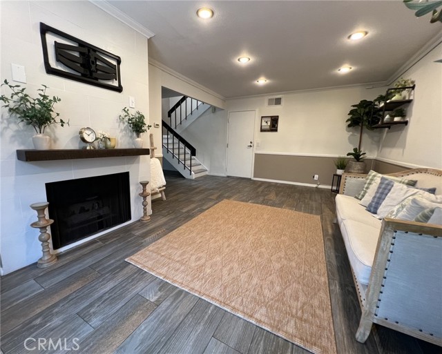 1619 242nd Place, Harbor City CA: https://media.crmls.org/medias/b255b5a1-5f23-416b-a954-dd448b591ca7.jpg