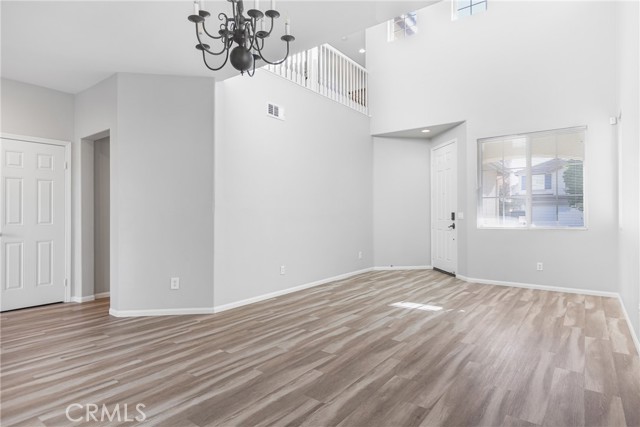 Detail Gallery Image 5 of 28 For 29450 Cresta Dr, Menifee,  CA 92584 - 4 Beds | 2/1 Baths