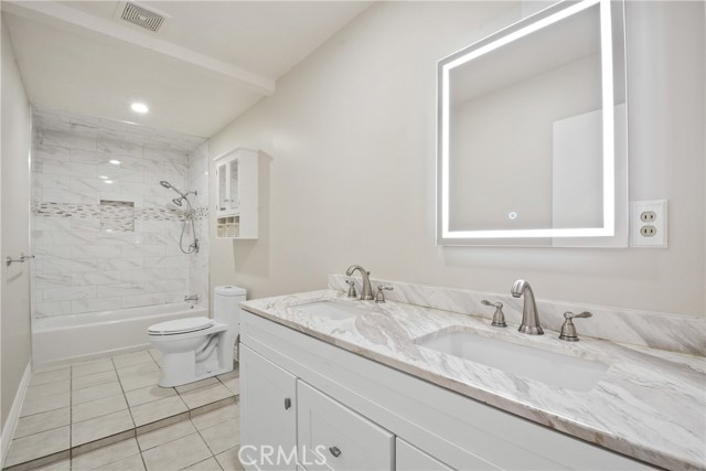 Detail Gallery Image 23 of 37 For 801 S Roanne, Anaheim,  CA 92804 - 4 Beds | 2 Baths