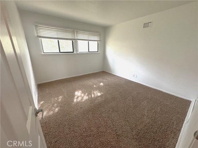 Detail Gallery Image 14 of 24 For 44450 Lowtree Ave, Lancaster,  CA 93534 - 4 Beds | 3 Baths