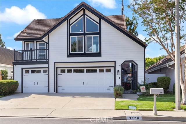 1174 Kingston Street, Costa Mesa CA: https://media.crmls.org/medias/b2586dee-f3d2-4c72-ac23-f4cdc337c85e.jpg