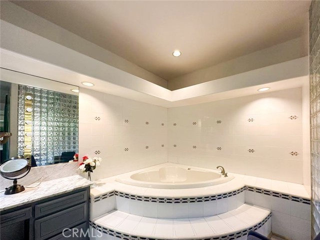 45700 Adler Lane, Temecula CA: https://media.crmls.org/medias/b2593177-44cb-476f-9fa2-70c3e6ff6610.jpg