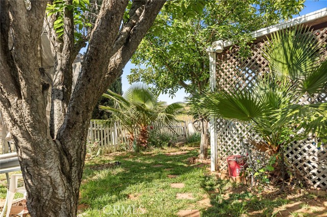 Detail Gallery Image 6 of 20 For 10320 Calimesa Bld #19,  Calimesa,  CA 92320 - 2 Beds | 2 Baths