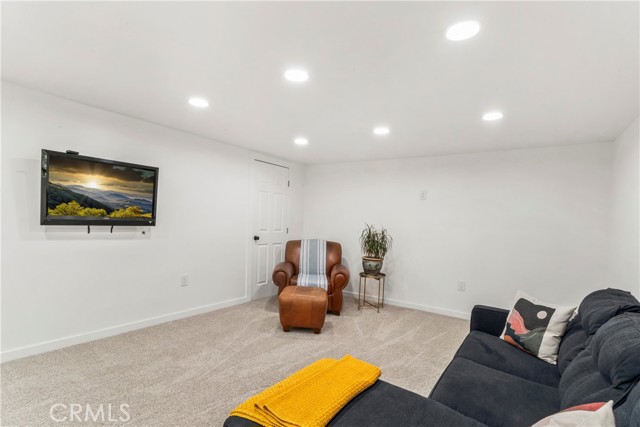 Detail Gallery Image 42 of 69 For 899 Blue Ridge, Lake Arrowhead,  CA 92385 - 3 Beds | 2 Baths