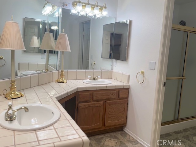 19080 Elm Drive, Apple Valley CA: https://media.crmls.org/medias/b25a8563-2b32-4c8d-a0ed-a4de0373fb5f.jpg