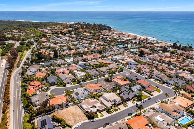 233 Calle Campesino, San Clemente CA: https://media.crmls.org/medias/b25adb05-1b66-46fa-a58a-3b2d1861ce92.jpg
