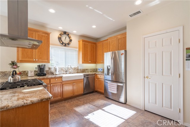 Detail Gallery Image 8 of 21 For 508 Creekside Ct, Paso Robles,  CA 93446 - 3 Beds | 2 Baths