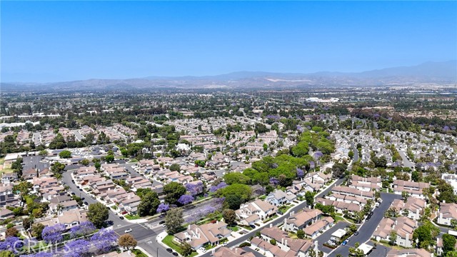 226 Greenmoor, Irvine CA: https://media.crmls.org/medias/b25bd89a-e882-4e0a-af72-03b83d96d54e.jpg