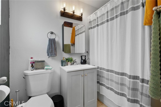 Detail Gallery Image 10 of 44 For 957 E George St, Banning,  CA 92220 - 4 Beds | 3 Baths