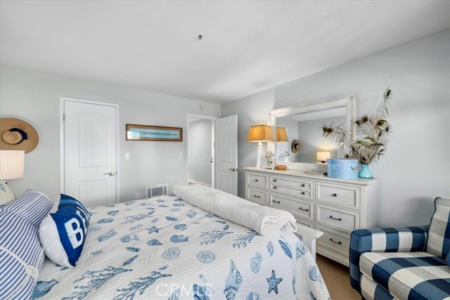 615 Esplanade, Redondo Beach CA: https://media.crmls.org/medias/b25d492d-ef3b-4eac-bd73-7fb25f37f227.jpg