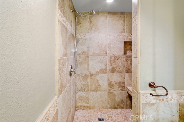 Detail Gallery Image 15 of 17 For 25251 Hartog St, Laguna Hills,  CA 92653 - 4 Beds | 2 Baths