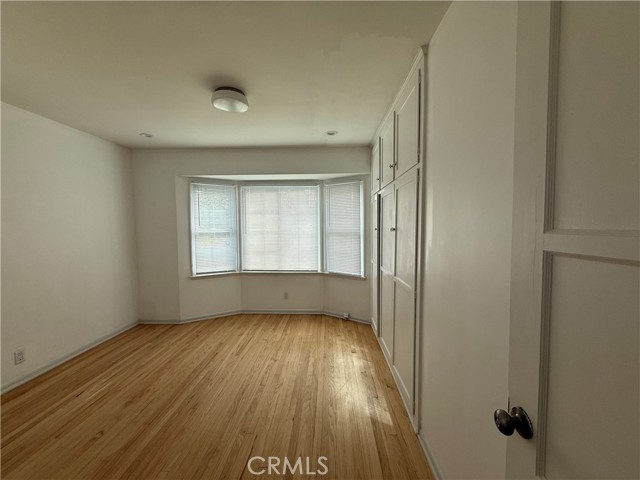 Detail Gallery Image 16 of 23 For 8929 Rathburn Ave, Northridge,  CA 91325 - 3 Beds | 2 Baths